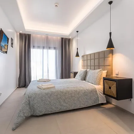Correeira Luxury Residence T2 C- Albufeira, Pools, Wifi, Bbq, Beach
