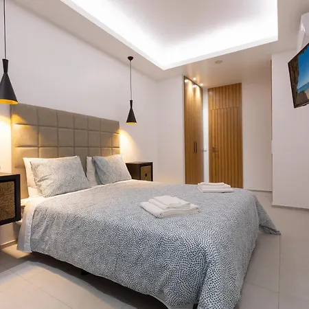Correeira Luxury Residence T2 C- Albufeira, Pools, Wifi, Bbq, Beach Lejlighed