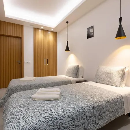 Correeira Luxury Residence T2 C- Albufeira, Pools, Wifi, Bbq, Beach Lejlighed Albufeira